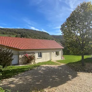 Au Moryllon Lompnas